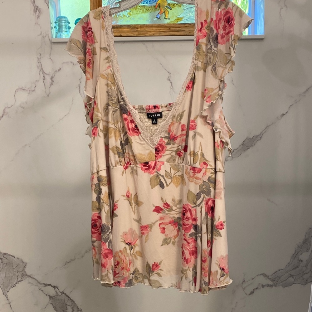 Torrid Floral Blouse - Cream and Pink